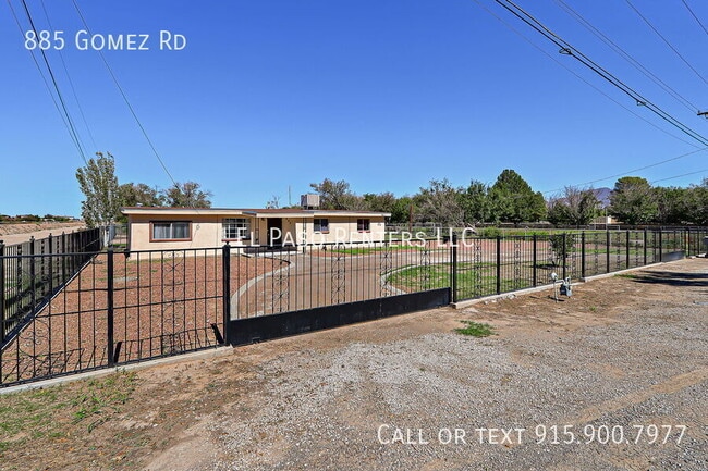 property at 885 Gomez Rd