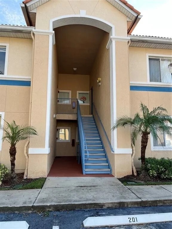 property at 13215 Villa Vista Dr