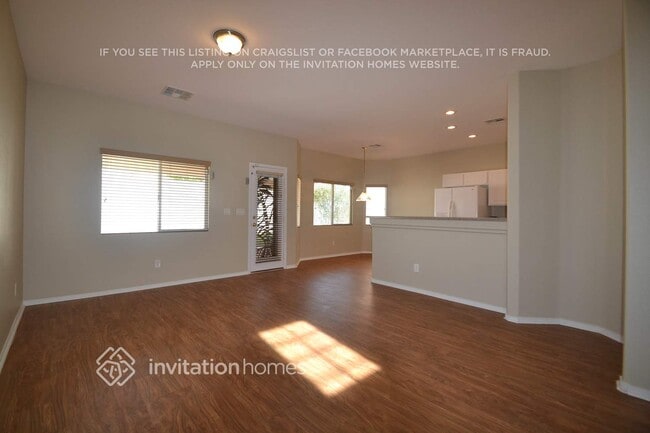 8952 Happy Stream Ave in Las Vegas, NV - Foto de edificio - Building Photo