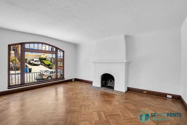 133 Granville Way in San Francisco, CA - Building Photo - Building Photo
