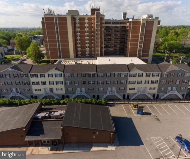 5237 Crowson Ave in Baltimore, MD - Building Photo - Building Photo