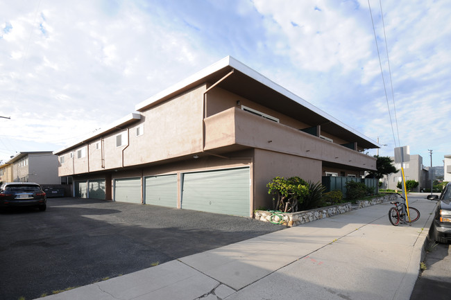 501 Avenue G in Redondo Beach, CA - Building Photo - Building Photo