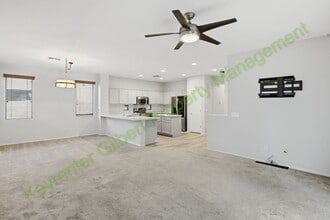 3469 E Turnberry Dr in Gilbert, AZ - Building Photo - Building Photo