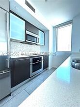500 Brickell Ave, Unit # 1601 in Miami, FL - Building Photo - Building Photo