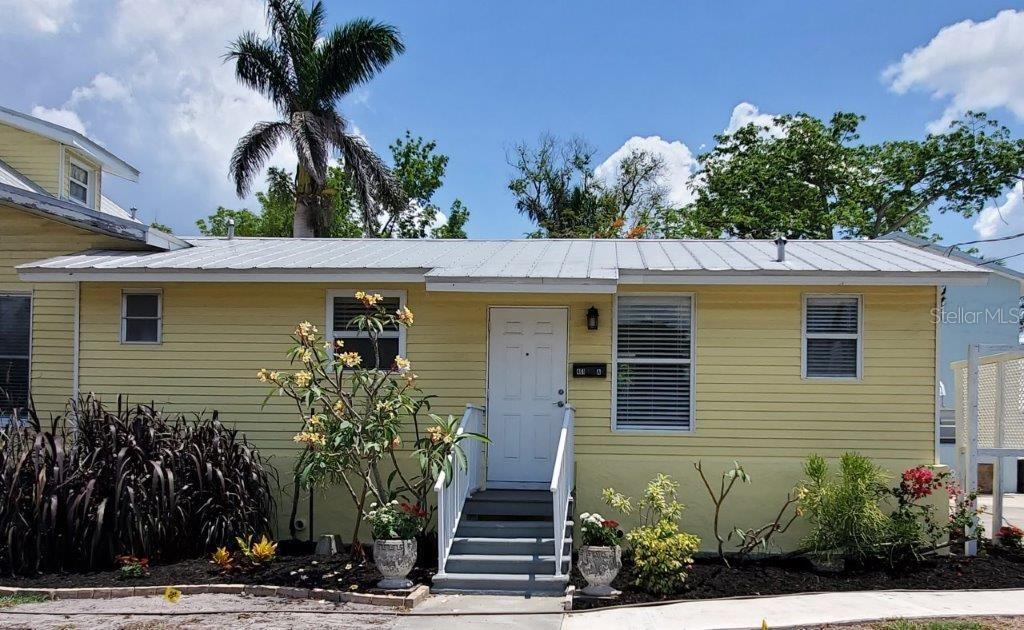 461 W Marion Ave in Punta Gorda, FL - Building Photo