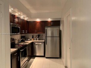 2426 SE 17th St in Fort Lauderdale, FL - Building Photo - Building Photo