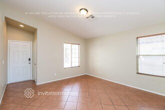 2291 E Derringer Way, Unit 1-310 in Chandler, AZ - Building Photo - Building Photo