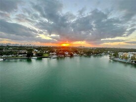 5838 Collins Ave in Miami Beach, FL - Building Photo