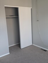 1530 Chester Square in Sparks, NV - Building Photo - Building Photo