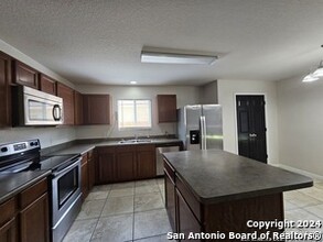 12118 Amber Vista in San Antonio, TX - Building Photo - Building Photo