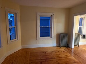 33-33 Graves Ave in Lynn, MA - Foto de edificio - Building Photo