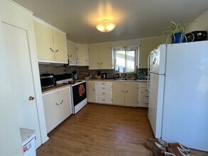 220 Bishop St in Fort Collins, CO - Building Photo - Building Photo