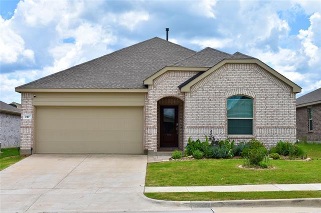 747 Mulberry Dr in Princeton, TX - Building Photo