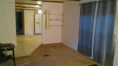 9270 NW 177th Ln in Fanning Springs, FL - Foto de edificio - Building Photo