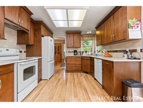 46660 Sylvan Dr in Chilliwack, BC - Building Photo - Building Photo