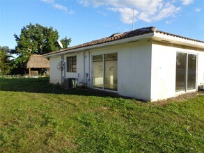 32970 SW 210th Ave in Homestead, FL - Building Photo - Building Photo