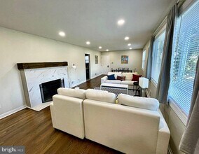 5901 Middleton Ln in Temple Hills, MD - Building Photo - Building Photo