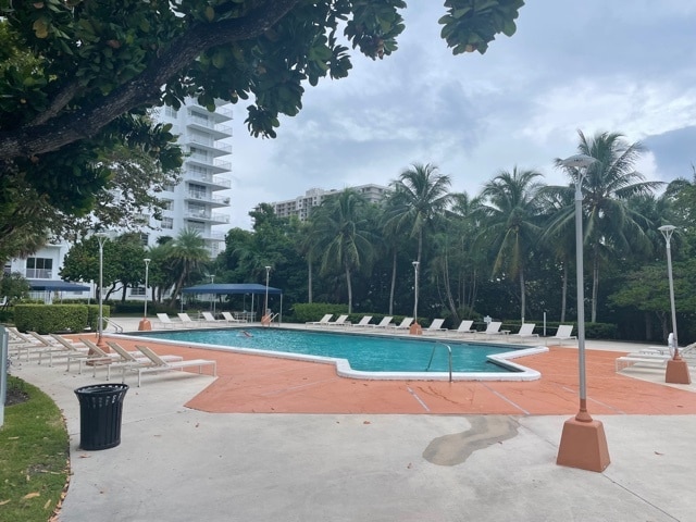 2801 NE 183rd St, Unit 1211 in Aventura, FL - Foto de edificio