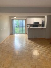 5125 Singleton Dr in Hilliard, OH - Foto de edificio - Building Photo