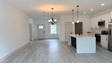 12943 SW 77th Cir in Ocala, FL - Building Photo - Building Photo