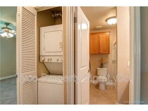 1423 Graves in El Cajon, CA - Building Photo - Building Photo