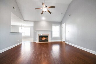 1285 Allmon Dr in Clarksville, TN - Building Photo - Building Photo