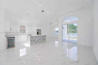 5290 SW 134th Ave in Miramar, FL - Building Photo - Building Photo
