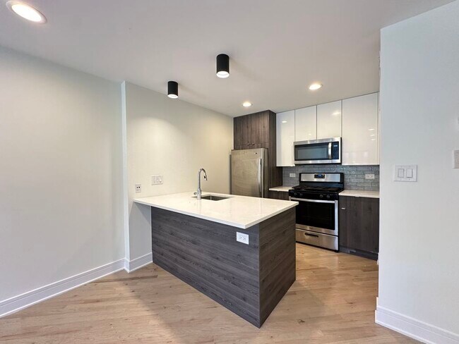 947 W Grace St in Chicago, IL - Building Photo - Building Photo