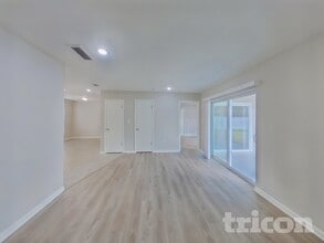 1408 Highview Rd in Brandon, FL - Building Photo - Building Photo