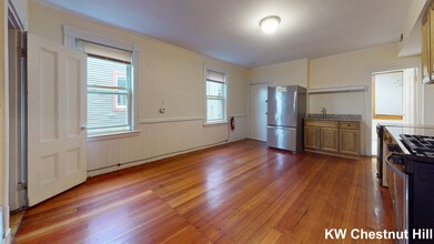 192 Hillside St, Unit 1 in Boston, MA - Building Photo - Building Photo