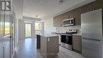 3240 William Coltson Ave in Oakville, ON - Building Photo