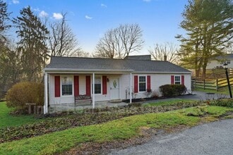 136 Brookfield Ct in Downingtown, PA - Building Photo - Building Photo