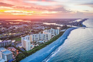 300 Ocean Trail Way, Unit 403 in Jupiter, FL - Building Photo