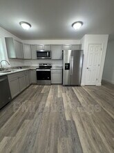 200 Quinn Hill Ln in Mars Hill, NC - Building Photo - Building Photo