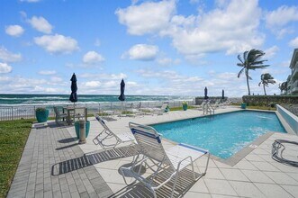 1200 Hillsboro Mile in Hillsboro Beach, FL - Building Photo - Building Photo