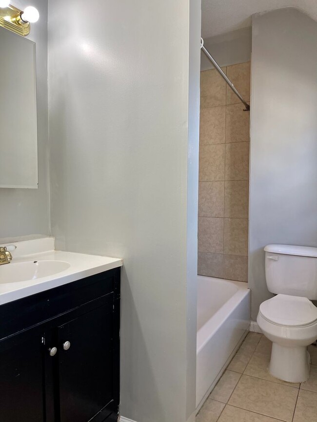 property at 973 Geranium Ave E