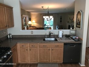 101 Lexington Ct in Holmdel, NJ - Building Photo - Building Photo