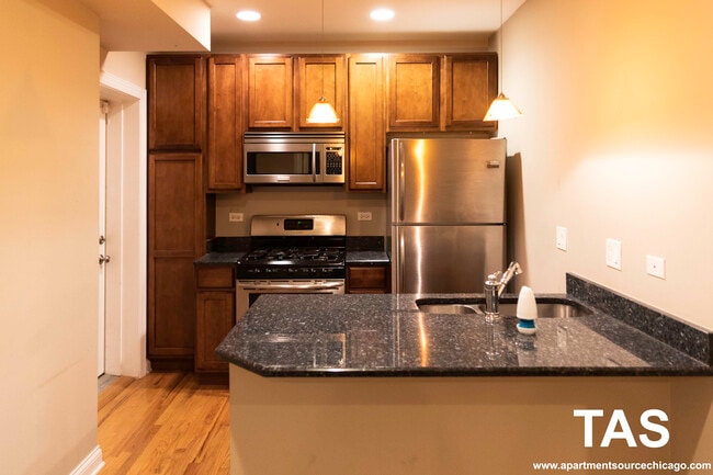 property at 3804 N Marshfield Ave