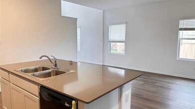 113 Allegro Dr in Hutto, TX - Building Photo - Building Photo