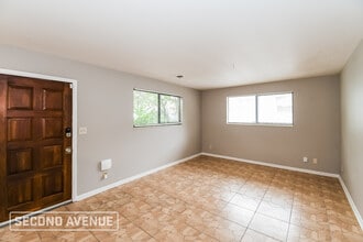 6835 Mother Goose Rd in Jacksonville, FL - Building Photo - Building Photo