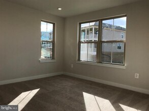 3581 Shady Pines St in Frederick, MD - Building Photo - Building Photo