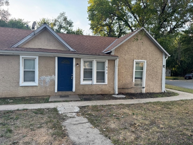 property at 460 N Lincoln St