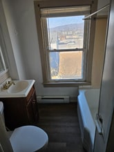 211-211 E 2nd St, Unit 211C in Berwick, PA - Building Photo - Building Photo