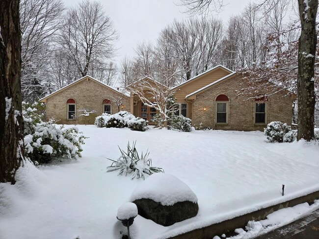 property at 6253 Headley Heights Ct