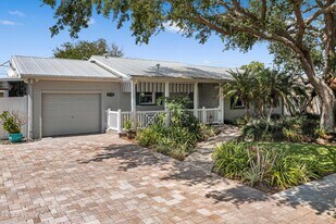 1770 S Merrimac Dr in Merritt Island, FL - Building Photo