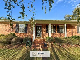 9 Hardwick Dr in Greenville, SC - Building Photo