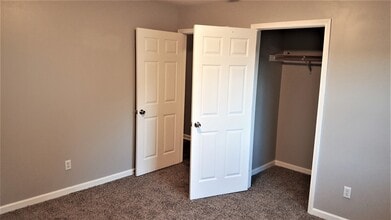 1542 Diuguid Dr in Murray, KY - Building Photo - Building Photo