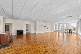 44 S Jefferson St, Unit Suite 204 in Winchester, TN - Building Photo - Building Photo