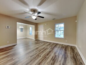 2 Ristona Dr in Savannah, GA - Foto de edificio - Building Photo