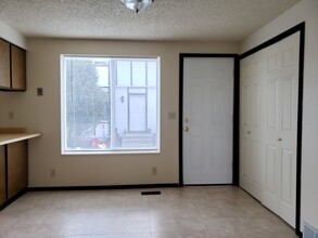 1770 Idaho St, Unit 3 in Green River, WY - Building Photo - Building Photo